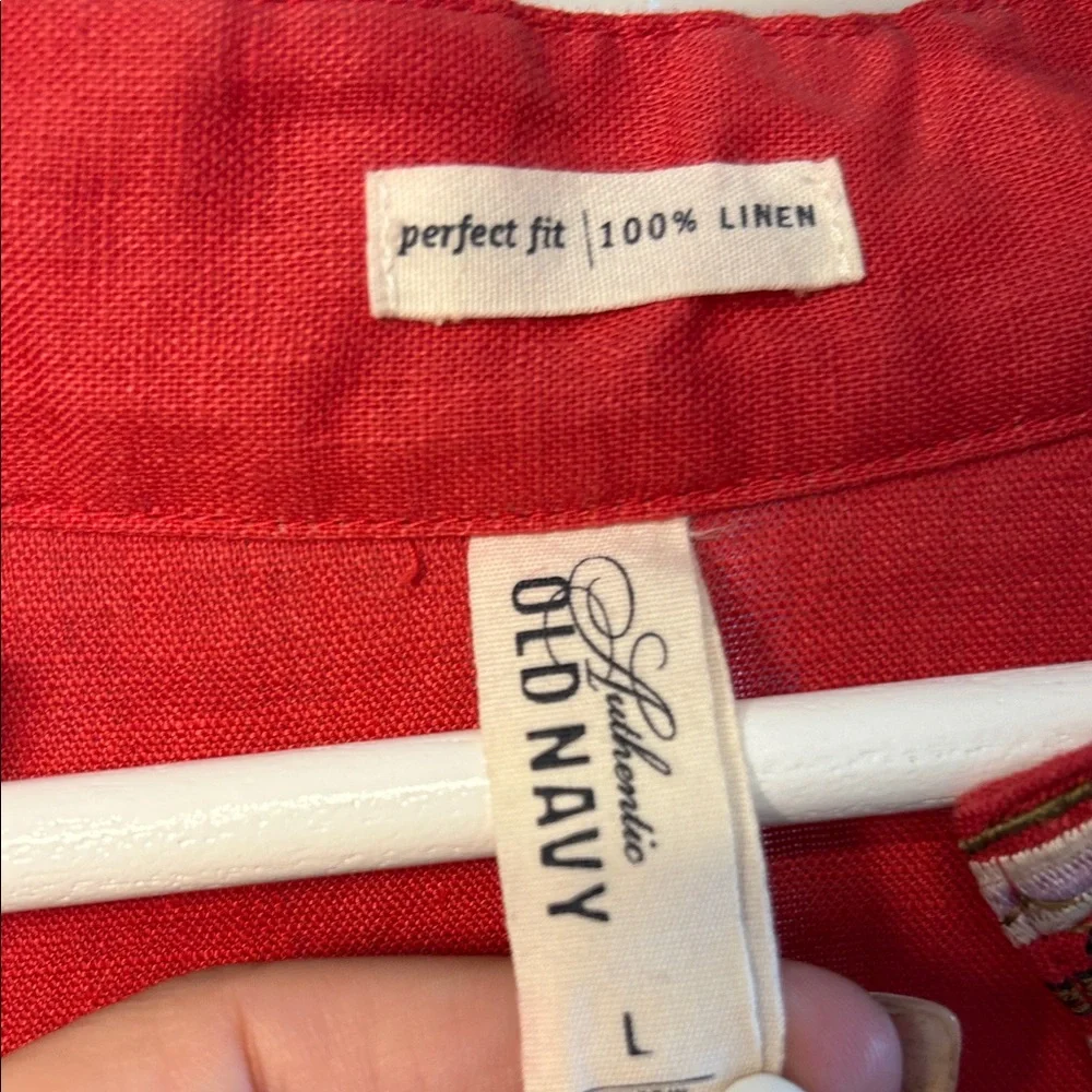 Vintage Embroidered Red Shirt - Picture 3 of 9